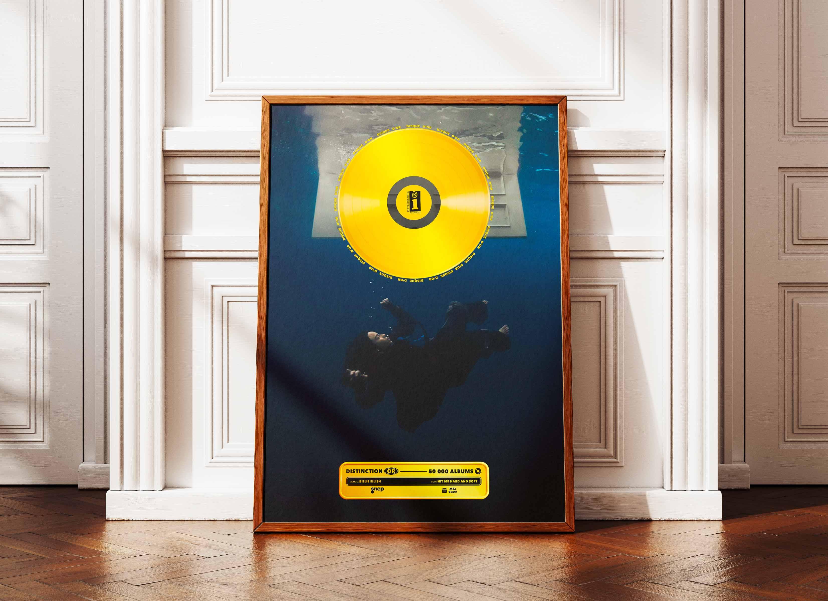 Disque D'or Hit Me Hard And Soft Billie Eilish - Backyard