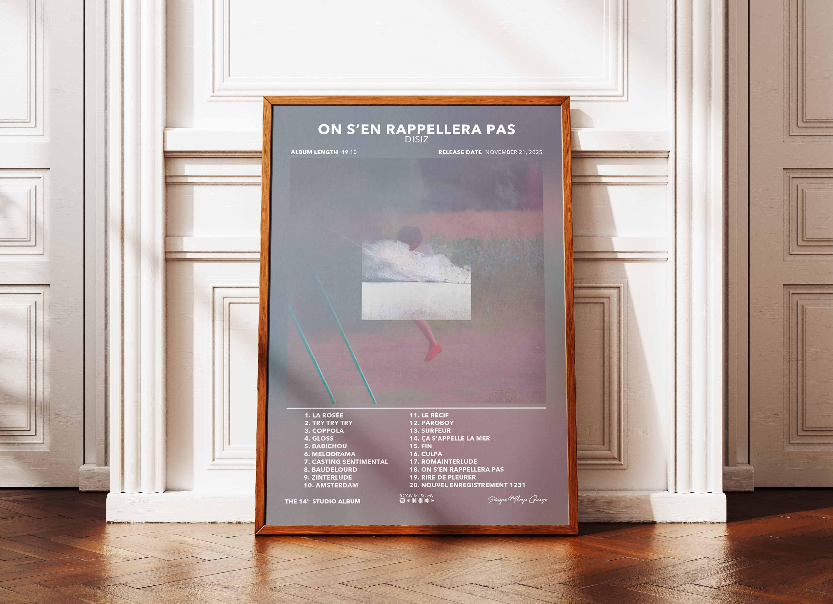 Affiche album musical "On s'en rappellera pas" de Disiz posée au sol avec liste de chansons, fait en France, livraison gratuite 48h