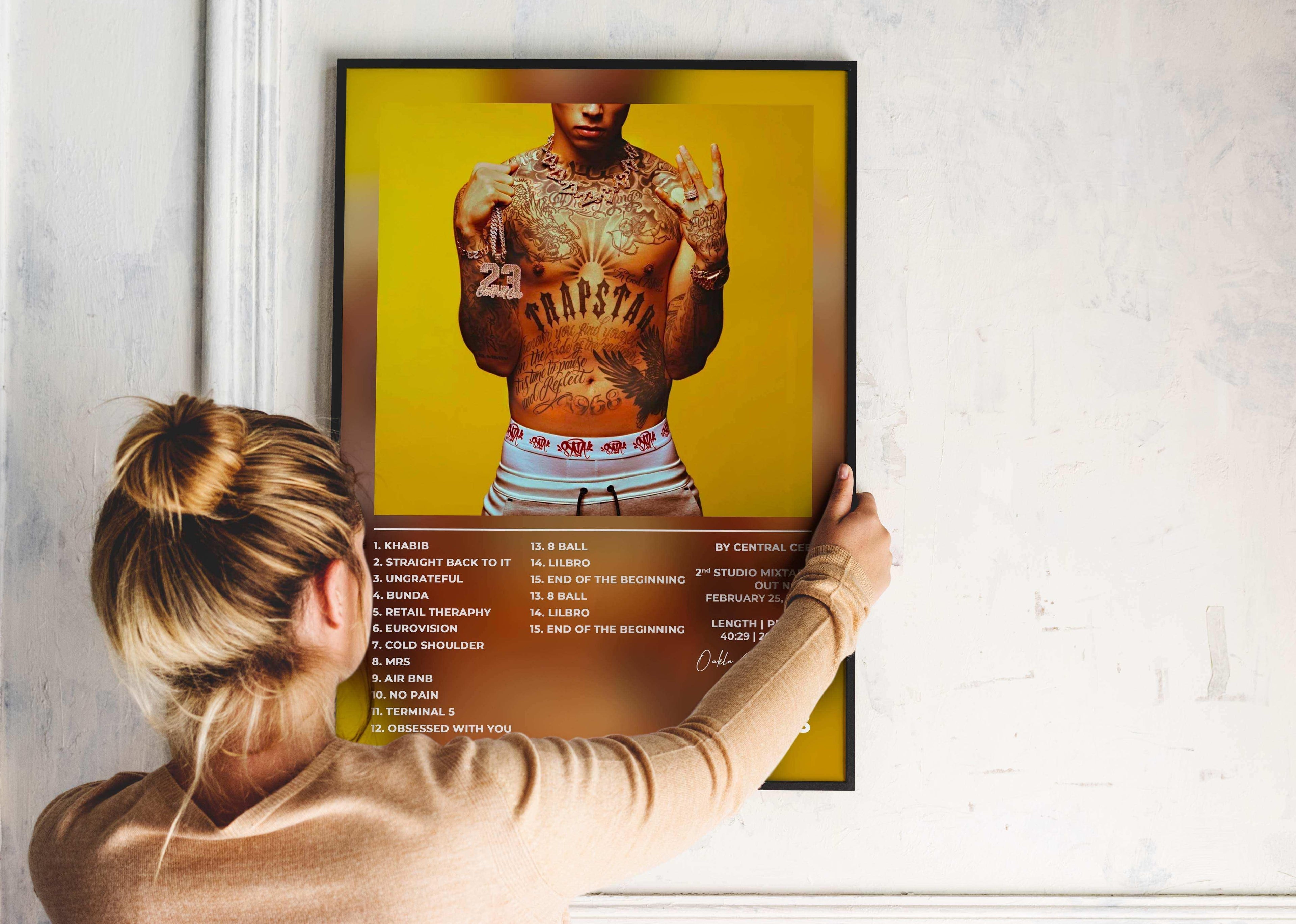 Affiche album rap accrochée au mur, fait en France, livraison gratuite 48h, cadeau Noël idéal