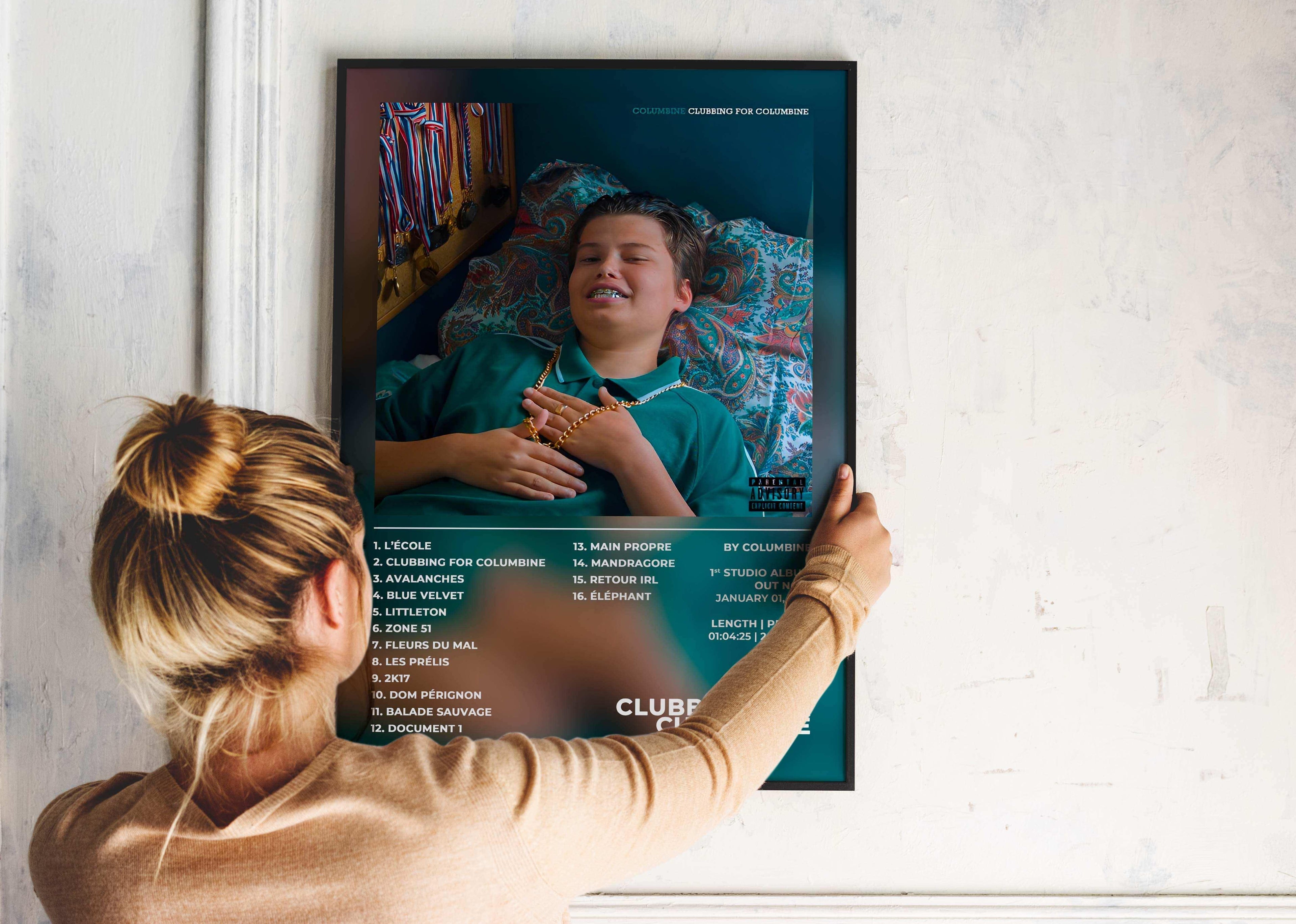 Affiche album Clubbing for Columbine tenue au mur, fait en France, livraison gratuite 48h, cadeau Noël idéal