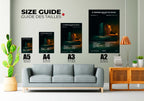 Guide des tailles affiches A5 à A2 sur mur salon avec canapé, plante, meuble en bois - fait en France, livraison gratuite 48h