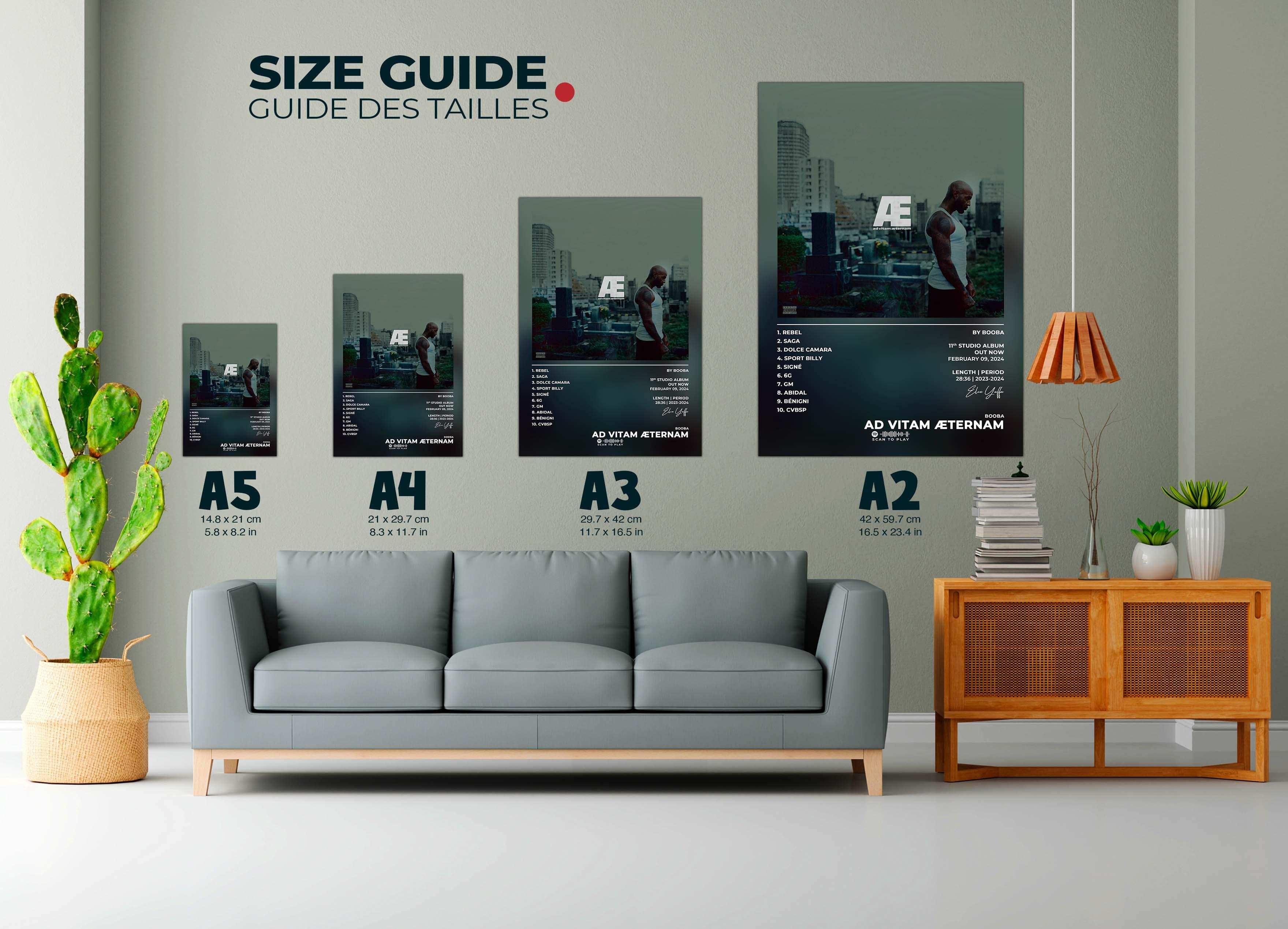 Affiches de tailles A5 à A2 accrochées au mur d’un salon, fait en France, livraison gratuite 48h, cadeau idéal pour Noël.