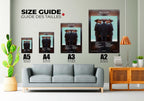 Guide des tailles de posters multi formats au-dessus d'un canapé gris, fait en France, livraison gratuite en 48h
