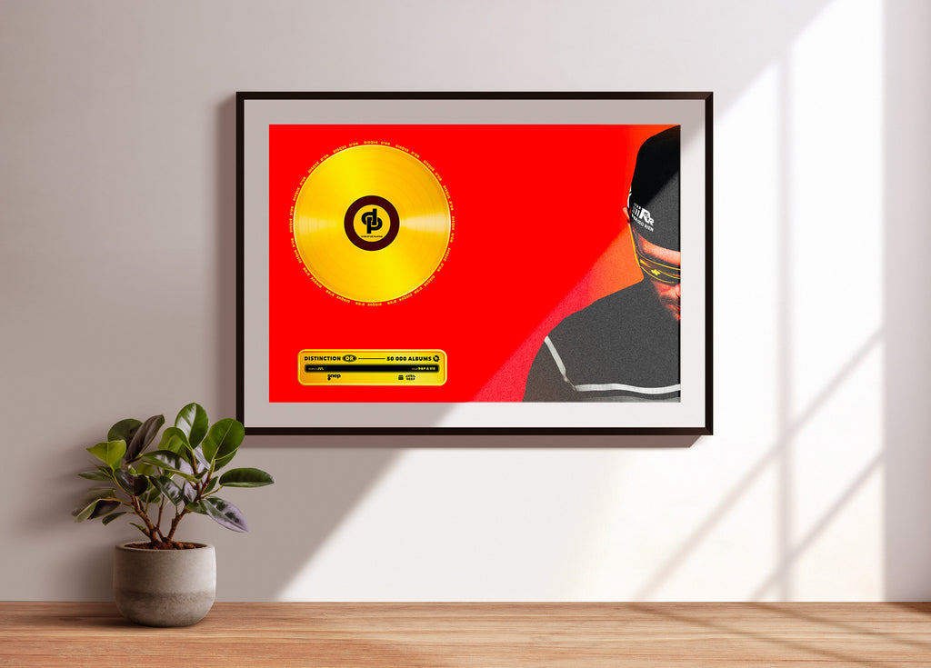 Affiche encadrée avec disque d'or et portrait d'homme en casquette, fait en France, livraison gratuite 48h