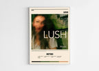 Affiche LUSH Mitski accrochée au mur, fait en France, livraison gratuite 48h, cadeau Noël idéal