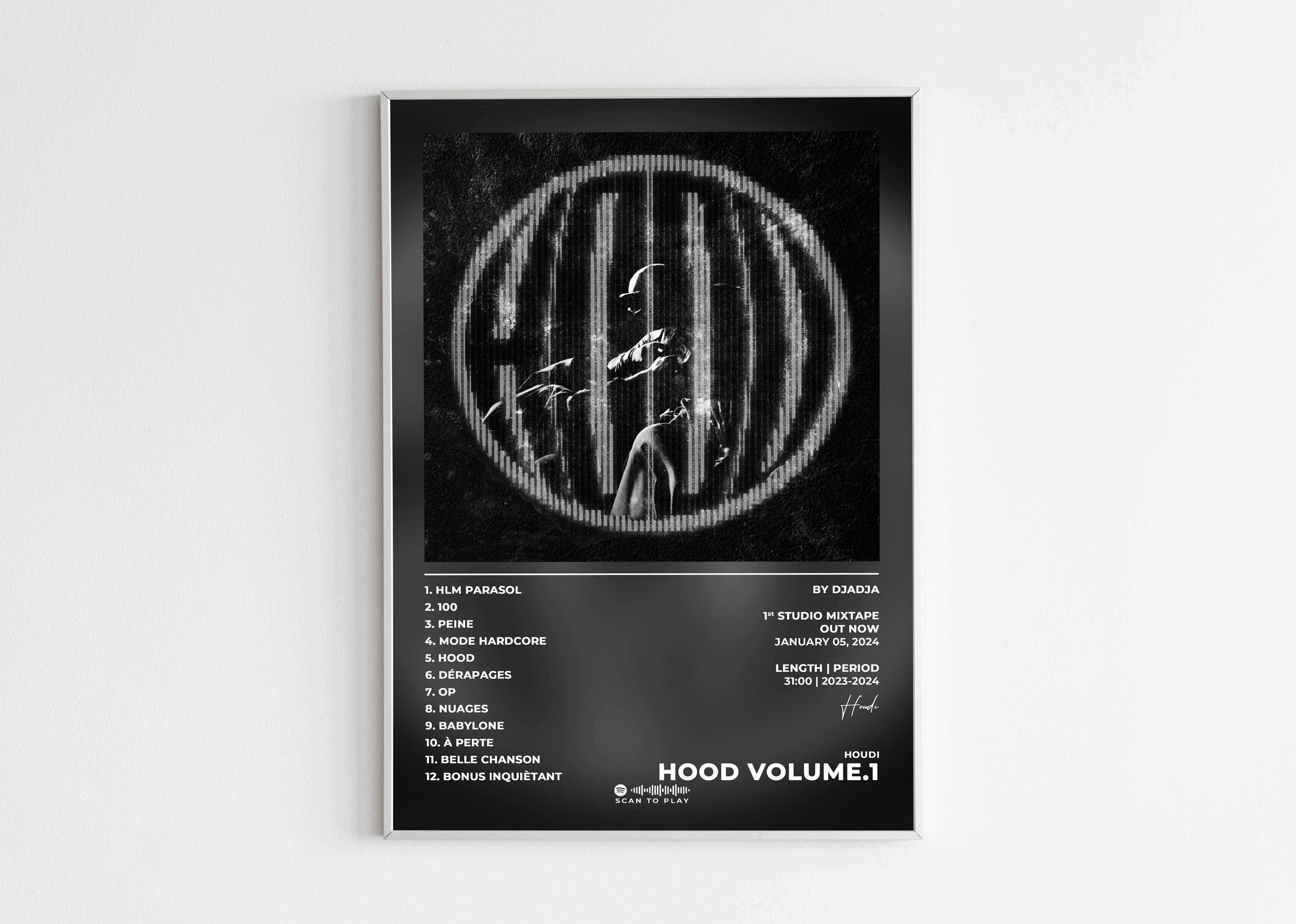 Affiche HOOD VOLUME.1 sur mur blanc, fait en France, livraison gratuite 48h, cadeau idéal Noël