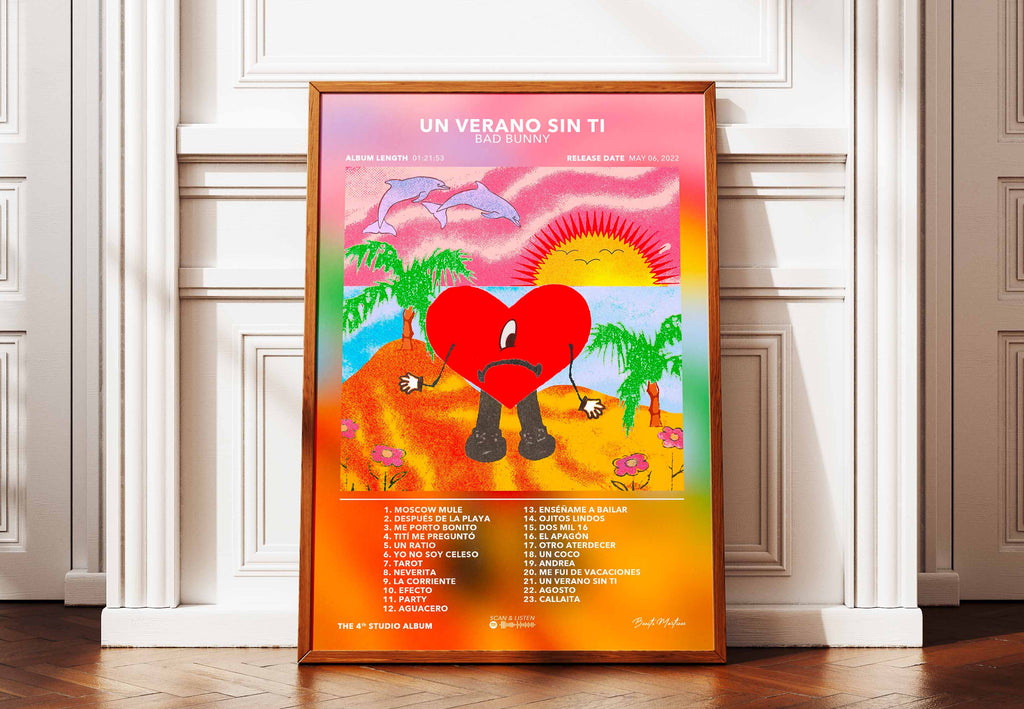 Affiche encadrée Un Verano Sin Ti de Bad Bunny posée au sol contre un mur pour une décoration intérieure colorée et moderne.